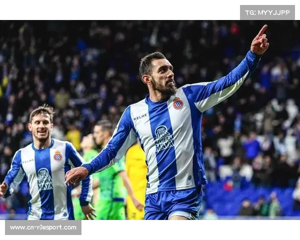 皇家社会新帅弗朗西斯科沿用4-3-1-2阵型,久保健英+奥亚萨瓦尔双核驱动 皇家社会新帅弗朗西斯科沿用4-3-1-2阵型,久保健英+奥亚萨瓦尔双核驱动